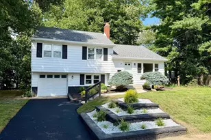 7 Windsor Pl, Mount Holly, NJ 08060 - Photo 1