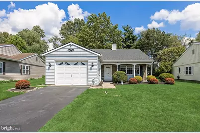 16 Andover Court, Southampton, NJ 08088 - Photo 1