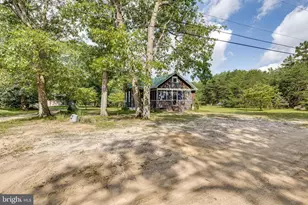 7 Beebe Ln, Southampton, NJ 08088 - Photo 3