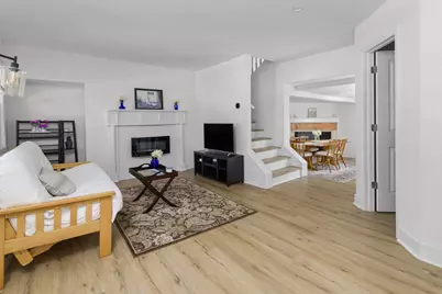 16 E Burlington Street, Bordentown, NJ 08505 - Photo 3
