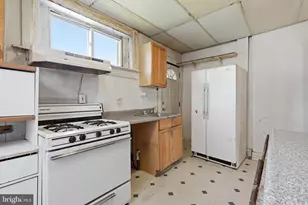 652 Manor Rd, Beverly, NJ 08010 - Photo 11