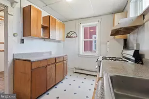 652 Manor Rd, Beverly, NJ 08010 - Photo 9