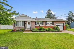 4 Chalfont St, Cinnaminson, NJ 08077 - Photo 1