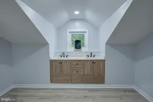 2004 Beverly Rd, Burlington, NJ 08016 - Photo 31