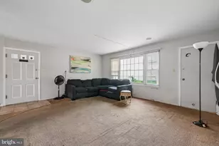 101 Pageant Ln, Willingboro, NJ 08046 - Photo 7