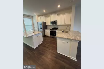 28 Foundry Boulevard, Mount Holly, NJ 08060 - Photo 5