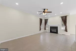 33 Farmington Ct, Bordentown, NJ 08505 - Photo 5
