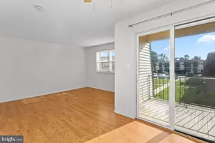 30 Florence Tollgate Pl, Florence, NJ 08518 - Photo 5
