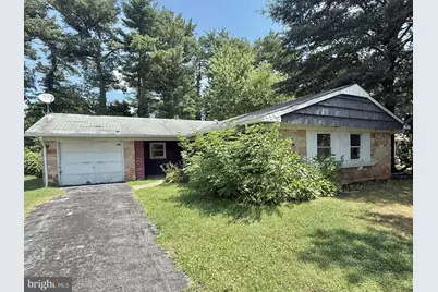 44 Henderson Lane, Willingboro, NJ 08046 - Photo 1