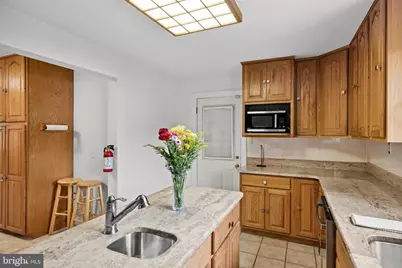 34 W 8th Street, Burlington, NJ 08016 - Photo 15