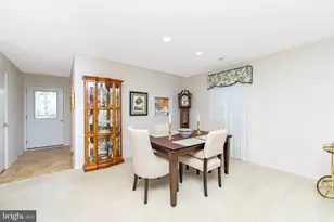 34 Fairfax Dr, Mount Laurel, NJ 08054 - Photo 9