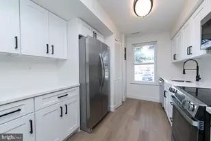 2040 Harbour Dr, Palmyra, NJ 08065 - Photo 13