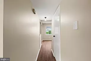 144 Calderwood Ln, Mount Laurel, NJ 08054 - Photo 7