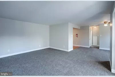 275 Green Street #4G7, Edgewater Park, NJ 08010 - Photo 5