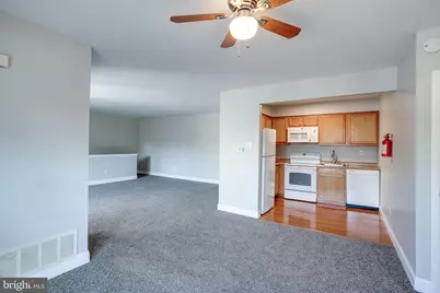 275 Green Street #4G7, Edgewater Park, NJ 08010 - Photo 7