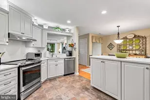 908 Augusta Cir, Mount Laurel, NJ 08054 - Photo 19