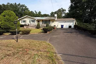635 Lakehurst Rd, Browns Mills, NJ 08015 - Photo 1