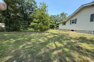 635 Lakehurst Rd, Browns Mills, NJ 08015 - Photo 17