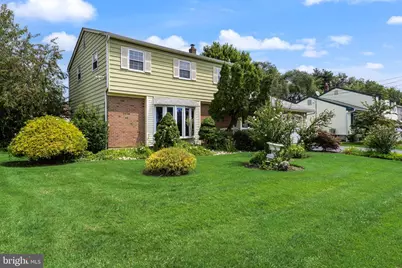 109 Cardinal Road, Edgewater Park, NJ 08010 - Photo 3