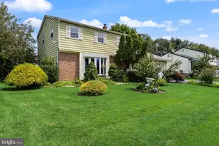 109 Cardinal Rd, Edgewater Park, NJ 08010 - Photo 3