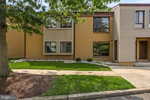 207 Hunter Ct, Marlton, NJ 08053 - Photo 3