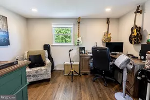 23 Wellington Pl, Burlington, NJ 08016 - Photo 17