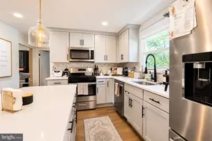 23 Wellington Pl, Burlington, NJ 08016 - Photo 11