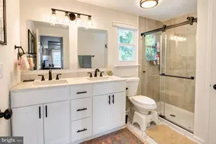 23 Wellington Pl, Burlington, NJ 08016 - Photo 15