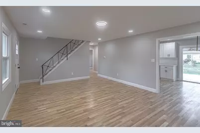 39 Middleton Lane, Willingboro, NJ 08046 - Photo 3