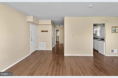 14 Florence Tollgate Place, Florence, NJ 08518 - Photo 3