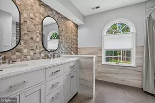 8 Eton Ln, Medford, NJ 08055 - Photo 47