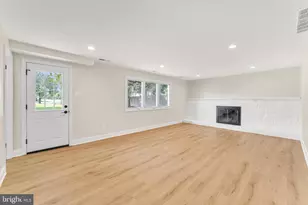19 Kingsbridge Dr, Burlington, NJ 08016 - Photo 9