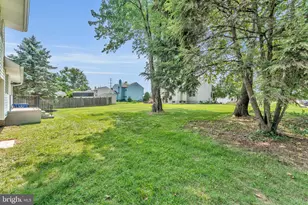19 Kingsbridge Dr, Burlington, NJ 08016 - Photo 5