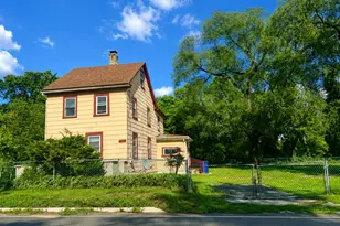 1748 Bridgeboro Rd, Edgewater Park, NJ 08010 - Photo 1