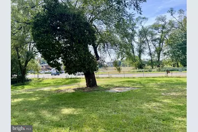 1748 Bridgeboro Road, Edgewater Park, NJ 08010 - Photo 3