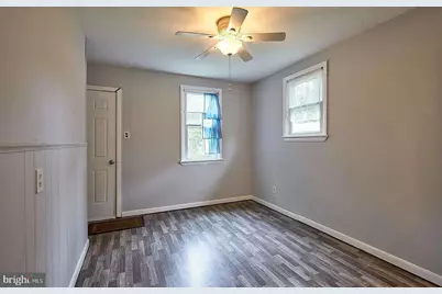 104 Vernon Street, Bordentown, NJ 08505 - Photo 5