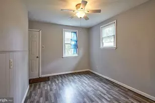 104 Vernon St, Bordentown, NJ 08505 - Photo 5