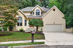 29 Lexington Ct, Mount Laurel, NJ 08054 - Photo 1