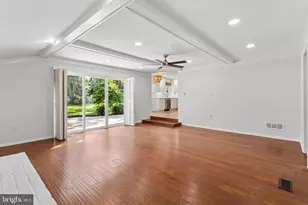 306 Candlewood Ln, Mount Laurel, NJ 08054 - Photo 9