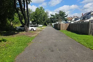 50 Bispham St, Mount Holly, NJ 08060 - Photo 5