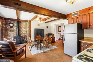 5 Ellis Ave, Burlington, NJ 08016 - Photo 9