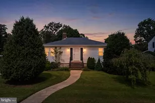 5 Ellis Ave, Burlington, NJ 08016 - Photo 1