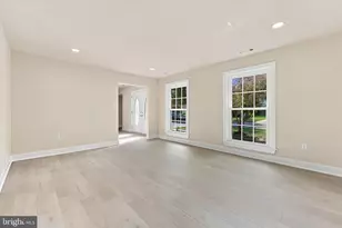 48 Meadowrue Ct, Mount Laurel, NJ 08054 - Photo 7
