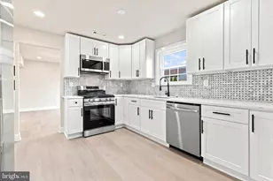48 Meadowrue Ct, Mount Laurel, NJ 08054 - Photo 11