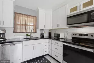 16 Terrell Ln, Willingboro, NJ 08046 - Photo 11
