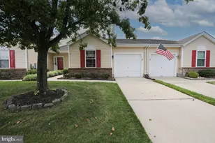 4 Clifford Dr, Mount Laurel, NJ 08054 - Photo 1