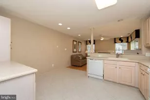 4 Clifford Dr, Mount Laurel, NJ 08054 - Photo 11
