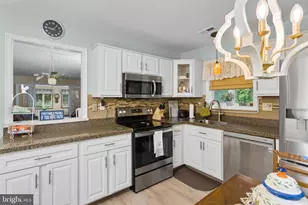 114 Candlelight Ct, Mansfield Township, NJ 08022 - Photo 5