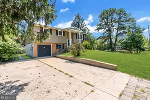 319 Seminole Trail, Browns Mills, NJ 08015 - Photo 9