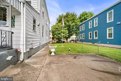 1012 W 4th Street W, Florence, NJ 08518 - Photo 31